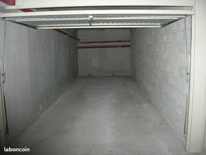 A louer à Bonneveine - Garage double fermé dans résidence sécurisée