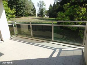 Appartement t2/3 dans pte résidence de standing avec terrasse cave et garage