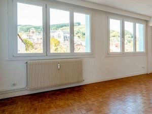 Appartement T4 lumineux avec vue dégagée centre Tarare
