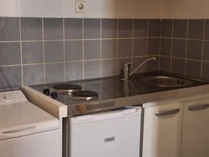 STUDIO 23m2 entierement équipé hyper centre Aix en Pce