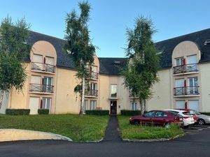 Joli F1 avec mezzanine au 2ème étage  meublé