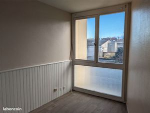 Studette à louer Bordeaux Jardin Public