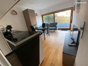 Suite meublée 45 m² chez l’habitant – parking sécurisé & jardin – bail mobilité / étudiant