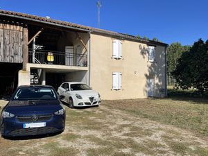 Location Maison 3 pièces 63m² LAGRUERE 47400