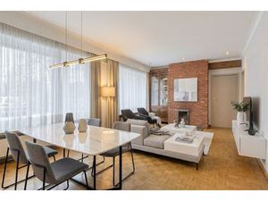 Appartement te koop in Berchem met 3 slaapkamers