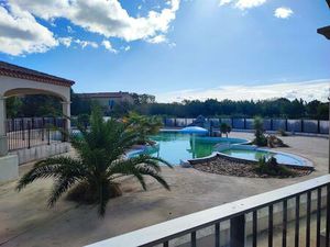 Villa plain pied dans résidence avec 100 m de jardin