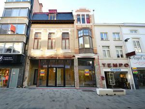 KARAKTERVOL VERNIEUWD HANDELSPAND MET UITSTRALING