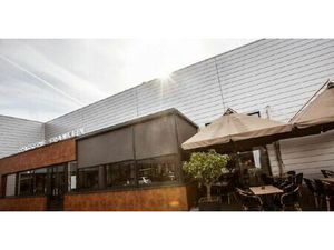 COMMERCIEEL GEBOUW ROOSEVELT CENTER