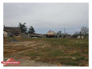 Vente Terrain à Coulonges-sur-l'Autize (79160) : à vendre / Coulonges-sur-l'Autize