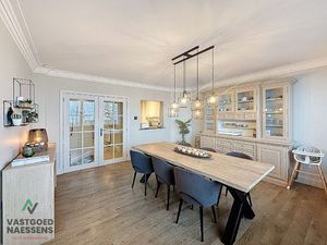 GEMEUBELD 2 SLPK APP MET ZICHT OP ZEE