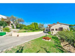 Villeneuve-Loubet (06270)