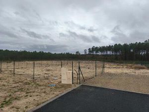 Terrain à bâtir à Gourbera (40990)