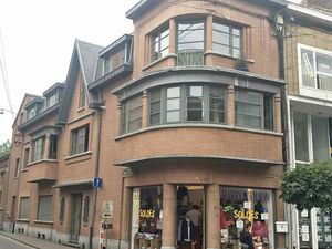 Commercieel te koop in Waver