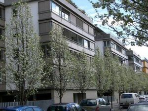 Location appartement 3 pièces 86 m² à Bordeaux (33300)