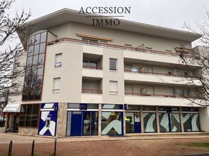 Gd T2 Dijon TOISON D'OR 49 m2 au 2ème étage dans Résidence R