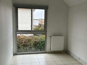 Location Appartement T1 à Fougères (35300) : à louer T1 / 9m² Fougères
