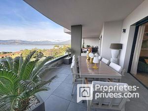Appartement meublé haut de gamme  de type T3  à Porticcio