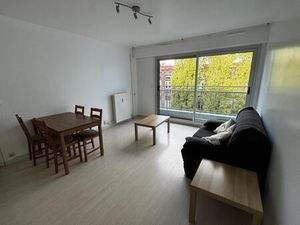 Location appartement 1 pièce 32 m² à Lille (59000)