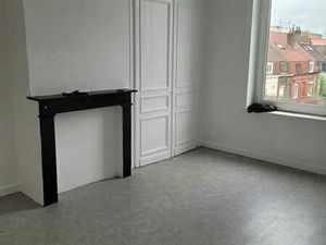 Location appartement 2 pièces 38 m² à Lille (59000)