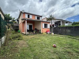 Maison de type 4 dans les hauts de St Paul