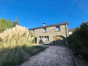 Maison avec terrain à bâtir !