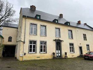 Corps de logis d'une superbe ferme au carré avec 4 chambres
