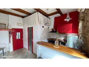 Studio lumineux meublé à louer à Marseille