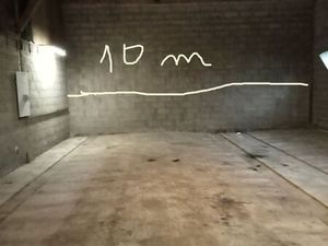 Local hangar a louer