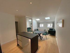 Location appartement 2 pièces 51 m² à Lyon 2 (69002)