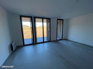 T3 avec terrasse et garage