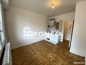 Studio 1 pièce 18 m²