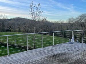 Appartement T4 dans maison au calme