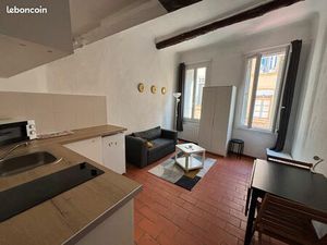 Studio meubé pour étudiant ou jeunes actifs