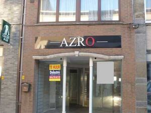 Handelsgelijkvloers te huur!