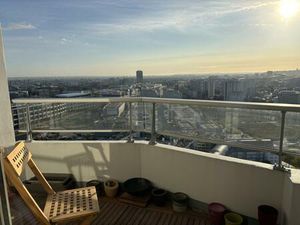 Location appartement 1 pièce 27 m² à Paris 18 (75018)