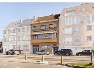 UNIEKE WONING NABIJ STADSPARK MET RUIME TUIN & GROOT POTE...
