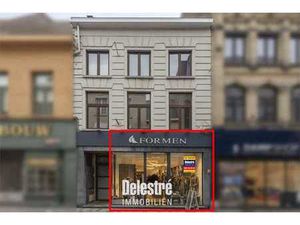 MODERN INSTAPKLAAR HANDELSGELIJKVLOERS NABIJ GROTE MARKT