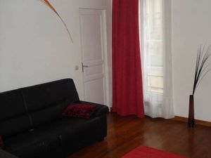 Location appartement 2 pièces 40 m² à Paris 9 (75009)