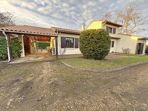 Vente maison 5 pièces 110 m² Saint-Germain-du-Puch (33750)