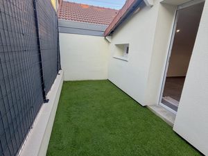 PROCHE CENTRE VILLE ET VOIE LAMARQUE