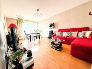 Le Parfait Équilibre : Confort Moderne et Sérénité à deux pas de la Rue de Vesle !