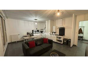 ST MALO T2 vendu Loué - PK et BALCON OUEST