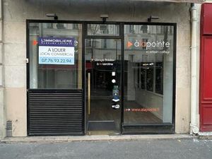 LOCAL 76 m2 - AVENUE DE SAINT-OUEN