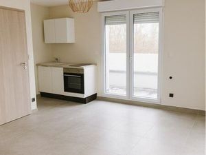 Très beau studio avec terrasse