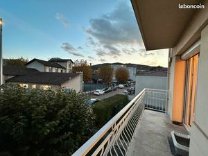 Appartement T4 avec balcon et garage