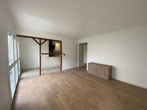 Location appartement 2 pièces 56 m² à Évry-Courcouronnes (91000)