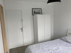 ChambreColocation - 3ème étage - 10 m2 - Meublé