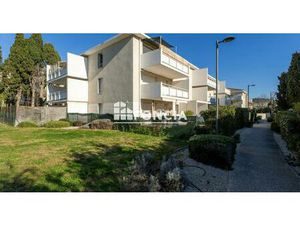 Appartement de type 3 avec terrasse  garage et place de parking - Résidence de 2017