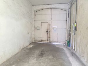 Parking + box de rangement