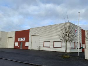 LOCAL D'ACTIVITE STE LUCE SUR LOIRE - NANTES EST